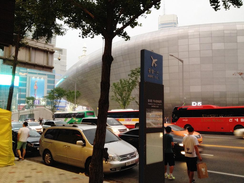 Able Guesthouse Dongdaemun Сеул Экстерьер фото